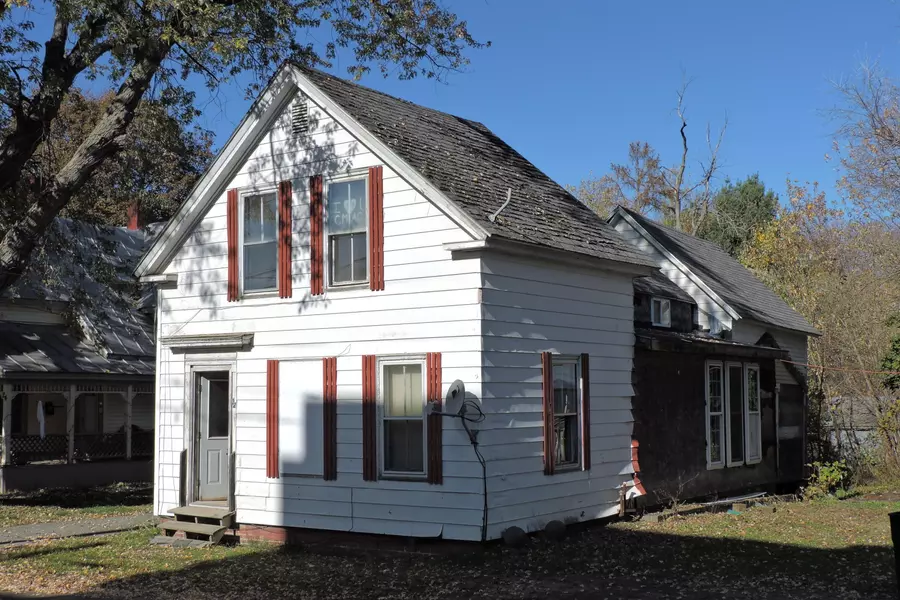 22 Elm ST, Fairfield, ME 04937