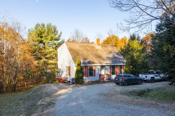 316 General Turner Hill RD, Turner, ME 04282
