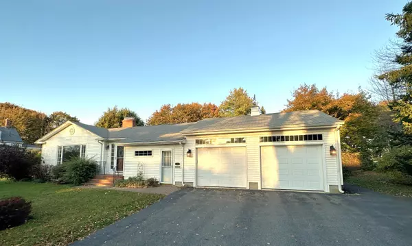 102 Evans ST, South Portland, ME 04106