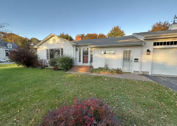 South Portland, ME 04106,102 Evans ST