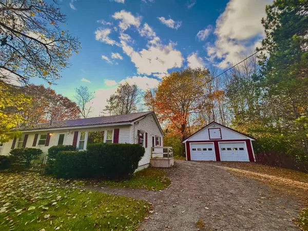 Hampden, ME 04444,171 Mayo RD