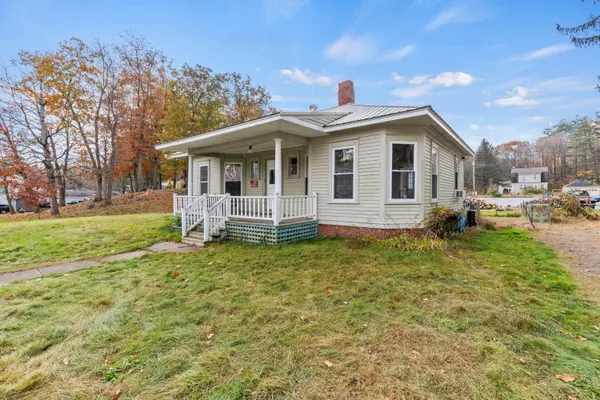 Limerick, ME 04048,9 Maple ST