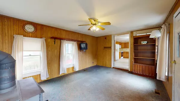 Poland, ME 04274,9 Brown RD