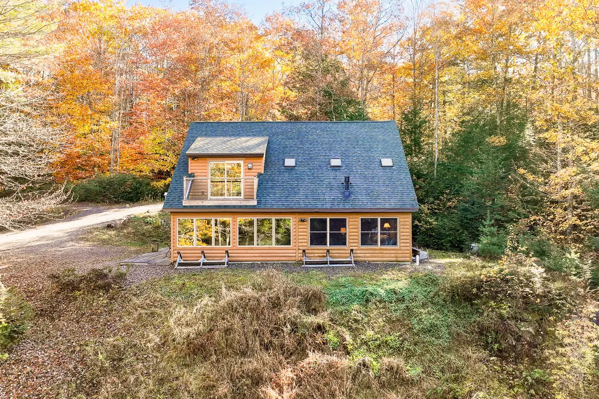 Vienna, ME 04360,5 Loon Cove RD