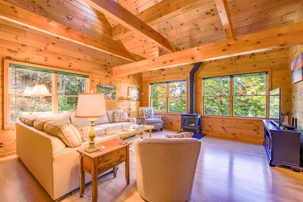 Vienna, ME 04360,5 Loon Cove RD