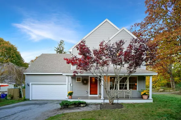 14 Todd LN, South Portland, ME 04106