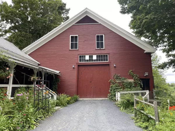 Madison, ME 04950,1619 E Madison RD