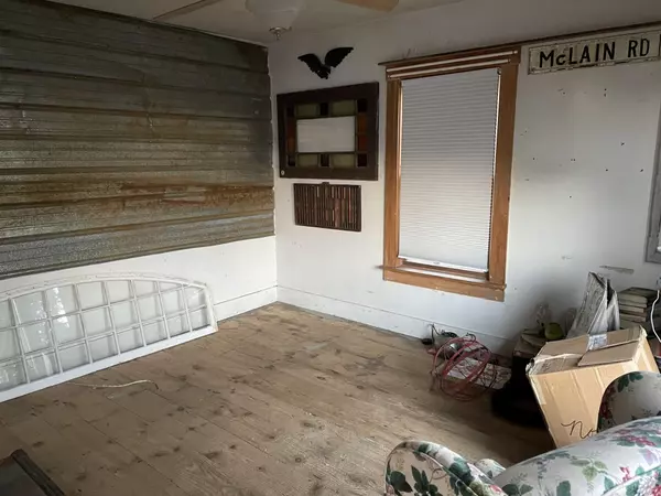 Waldoboro, ME 04572,650 N Nobleboro RD