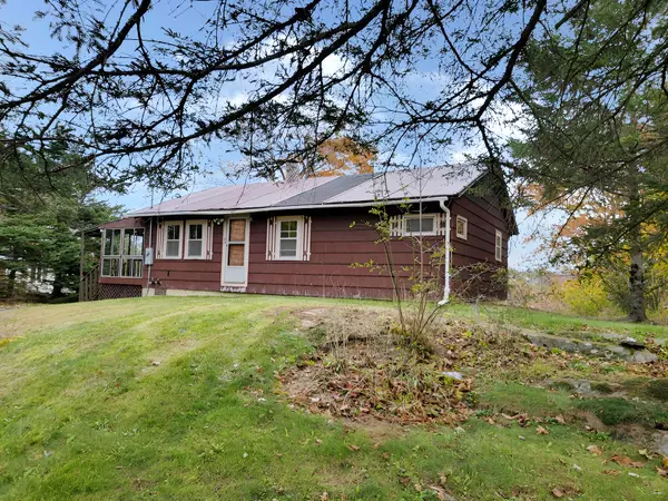 Hampden, ME 04444,65 Summer ST