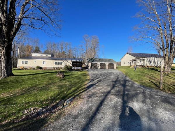 330 Airport RD, Dexter, ME 04930