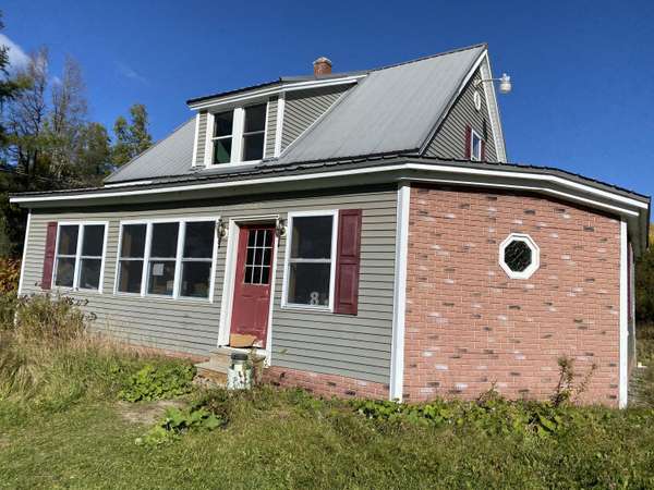 8 Hewitt DR, New Sweden, ME 04762