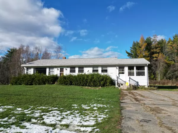 2920 Lee RD, Lee, ME 04455
