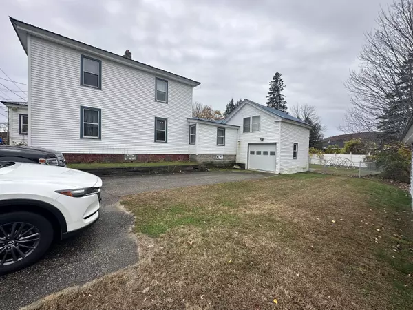 Norway, ME 04268,25 Green ST