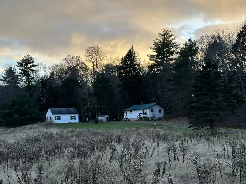 142 Jones RD, Windsor, ME 04363