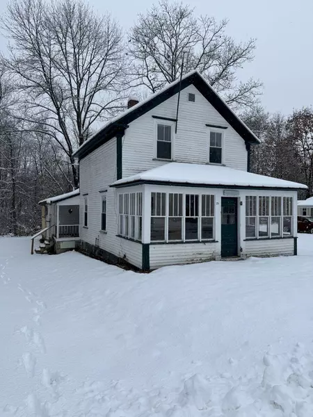 29 Arnolds LN, Anson, ME 04911