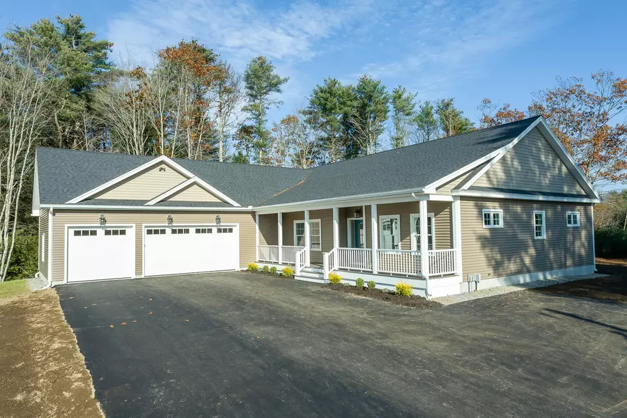22 Turkey RUN, Topsham, ME 04086