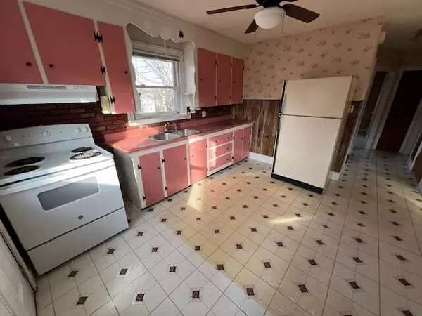 South Portland, ME 04106,803 Highland AVE