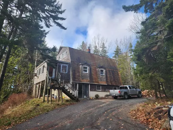 Winter Harbor, ME 04693,274 Summer Harbor RD