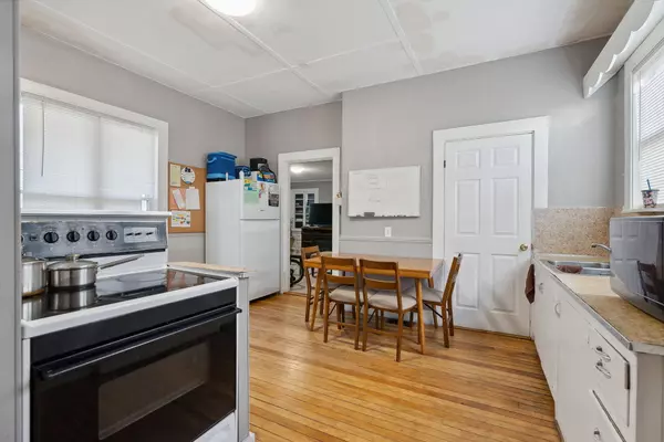 Auburn, ME 04210,93 Goff ST