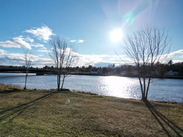 Howland, ME 04448,L137 Water ST