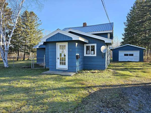 10 Conley ST, Presque Isle, ME 04769