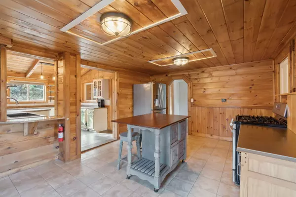 30 Bennett ST Bridgton, ME 04009