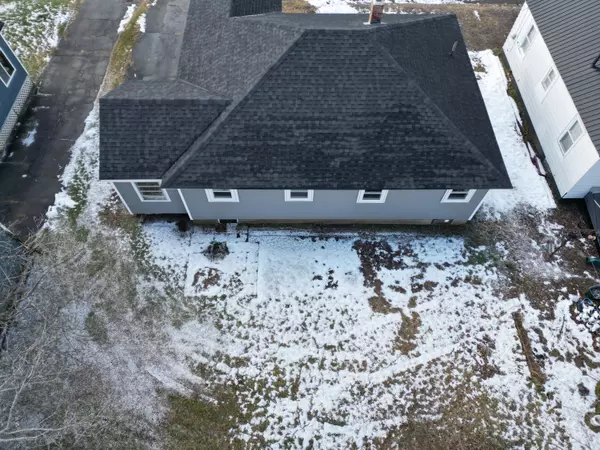 Millinocket, ME 04462,79 Eastland AVE