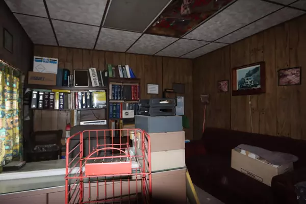 Phillips, ME 04966,1195 Rangeley RD