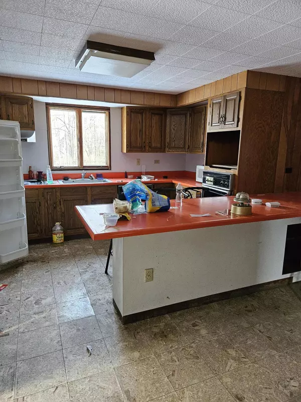 Mexico, ME 04257,376 Backkingdom RD