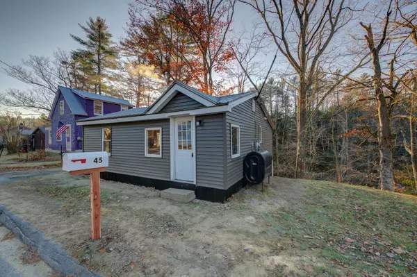 45 Buckfield RD, Paris, ME 04281