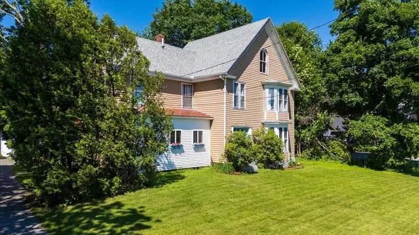 Rockport, ME 04856,303 Commercial ST