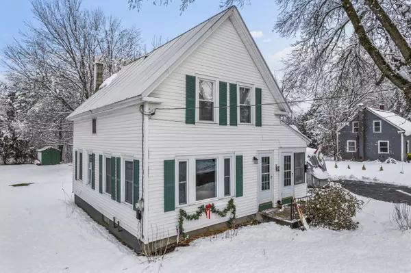 24 Pleasant ST, Fryeburg, ME 04037