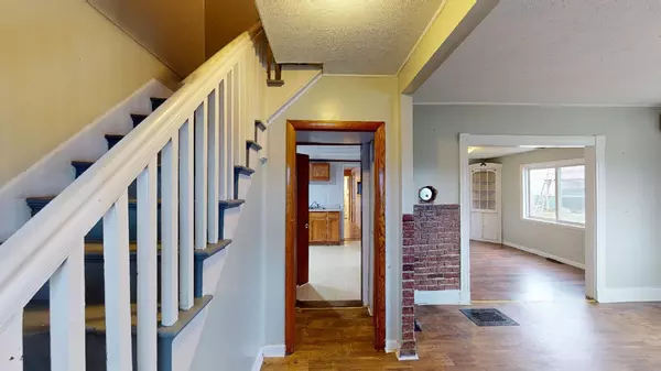 East Millinocket, ME 04430,27 Main ST