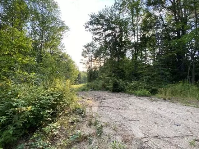 207 College RD, Greene, ME 04236