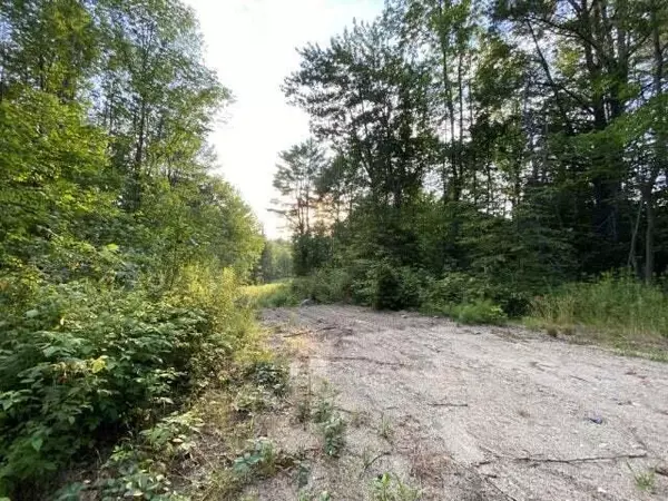 207 College RD, Greene, ME 04236