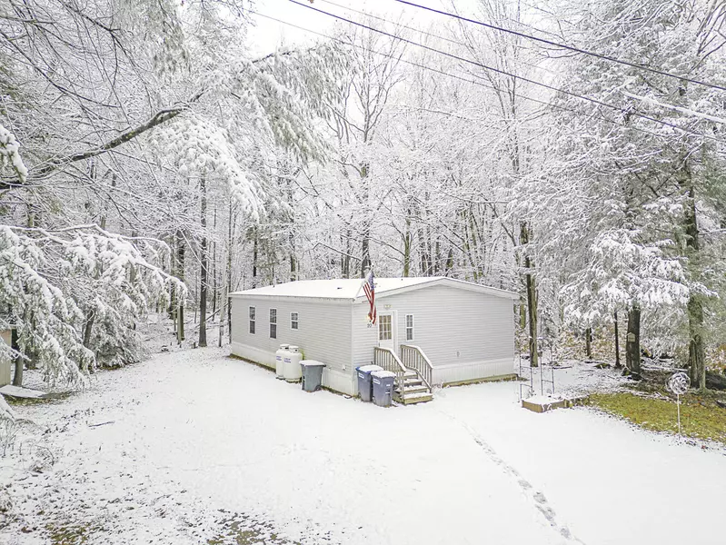 20 Circle DR, Freeport, ME 04032