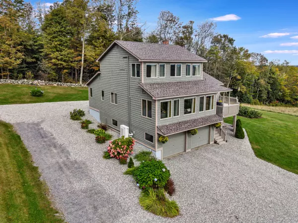 Readfield, ME 04355,15 Sunrise LN