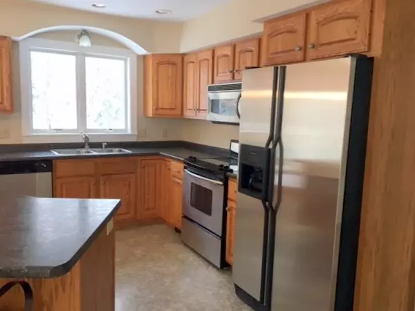 Sidney, ME 04330,47 Rebecca DR