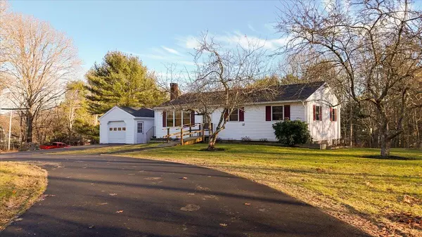 Warren, ME 04864,163 Highland RD