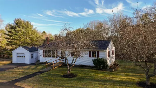 Warren, ME 04864,163 Highland RD