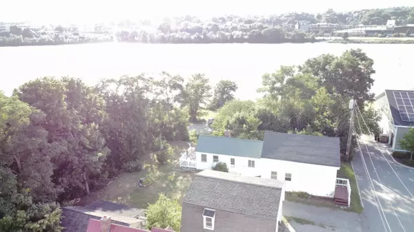 10 Hardy ST, Brewer, ME 04412