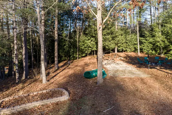 Lisbon, ME 04252,20 Hewey ST