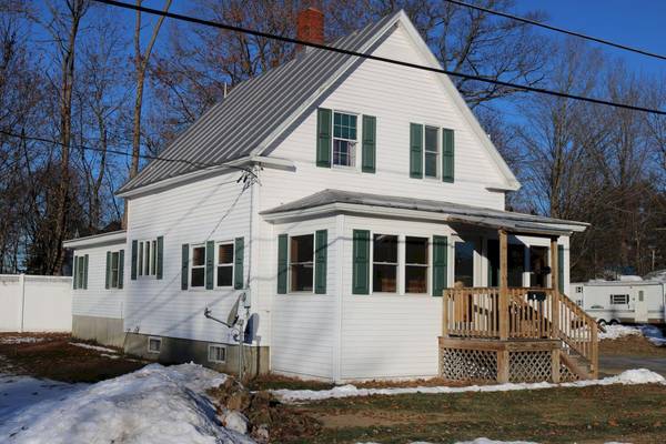 8 Spring ST, Madison, ME 04950