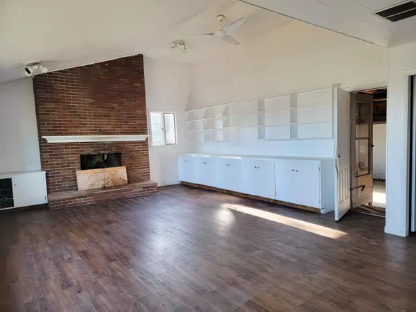 Old Town, ME 04468,69 Dartmouth ST