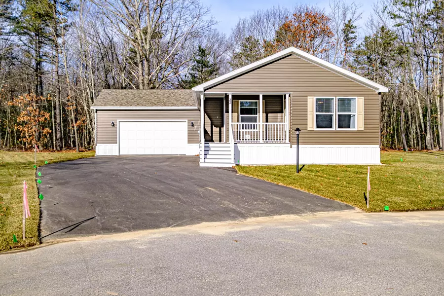 32 Conifer DR, Lyman, ME 04002