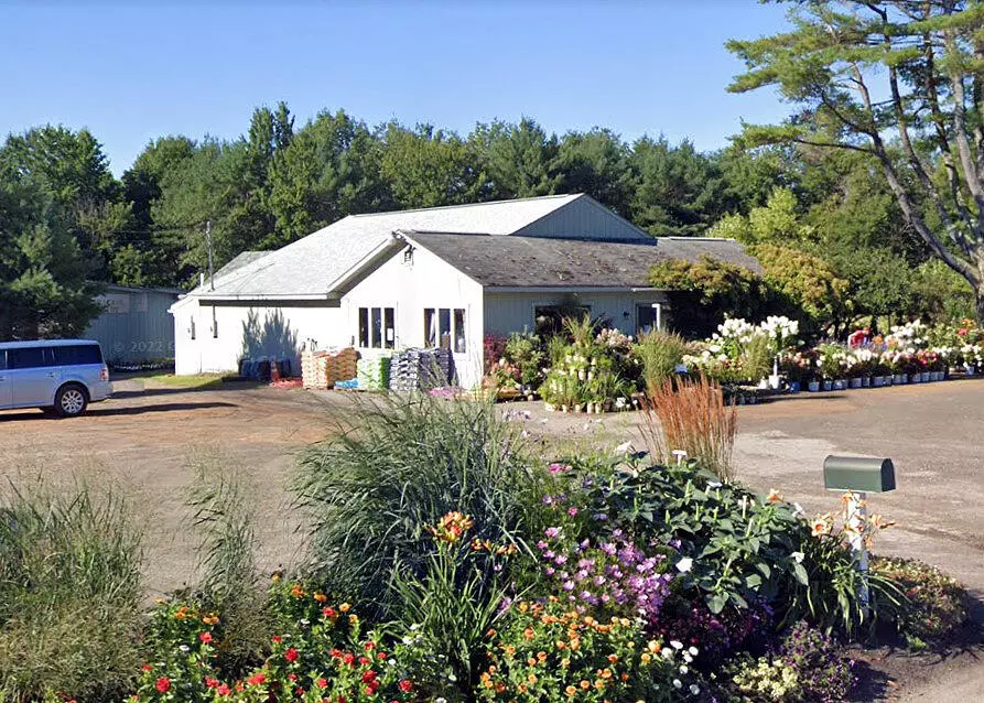 Winthrop, ME 04364,2215 US Route 202