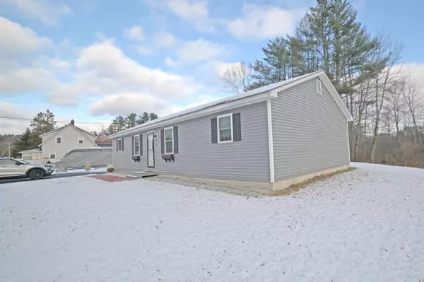 Greenwood, ME 04255,52 Howe Hill RD