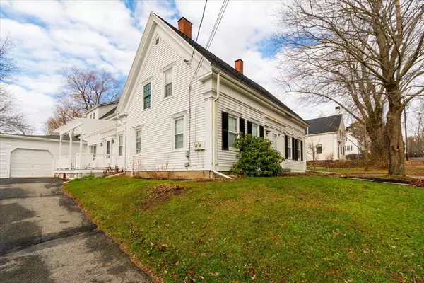 Thomaston, ME 04861,51 Green ST