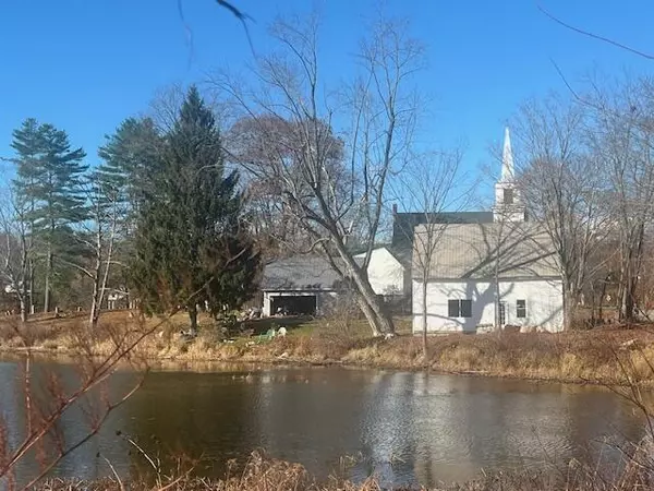 143 North Main ST, Monmouth, ME 04265