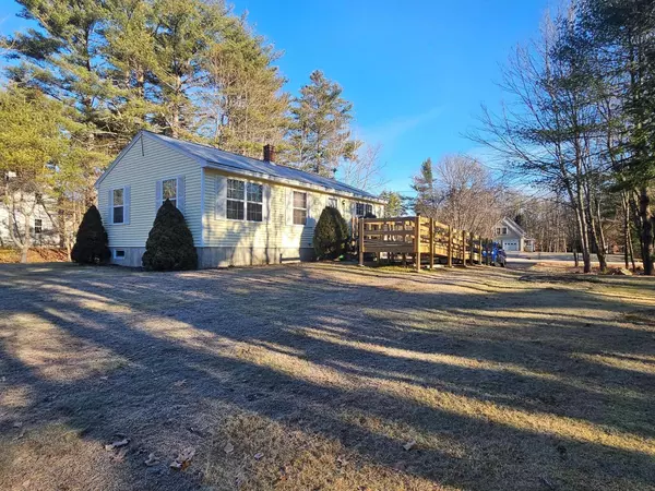 2 Killock DR, Waterboro, ME 04030